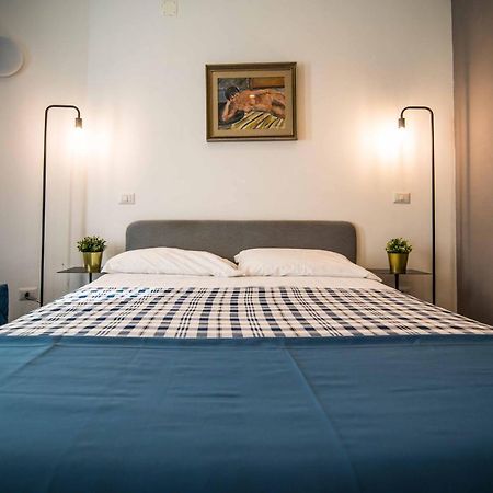 Qu4Ttro I Quattro Briganti Bed & Breakfast Salerno Exterior photo